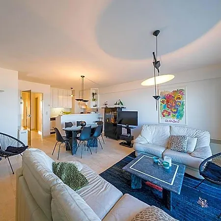 Beautiful On The 4th Floor With Garage Lejlighed *